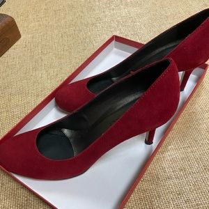 Vaneli cranberry suede pumps